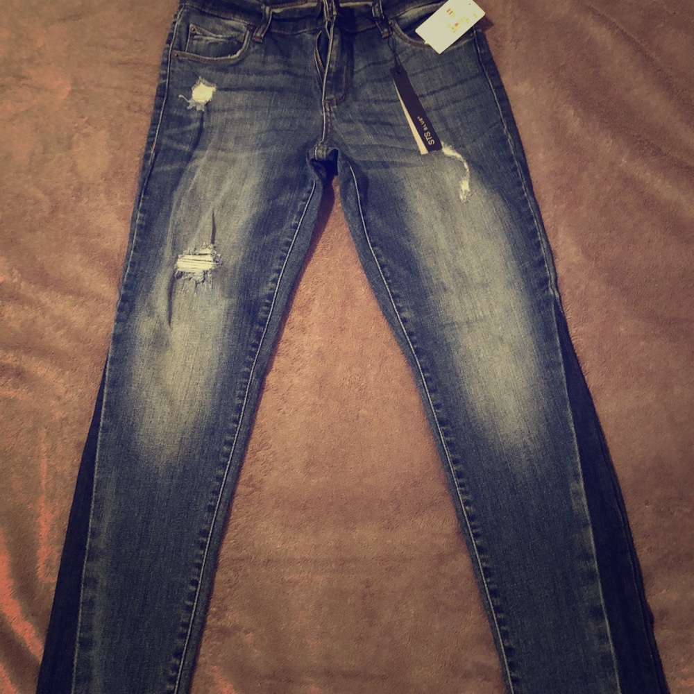 Brand new STS Blue Jeans, never worn! Size 25
